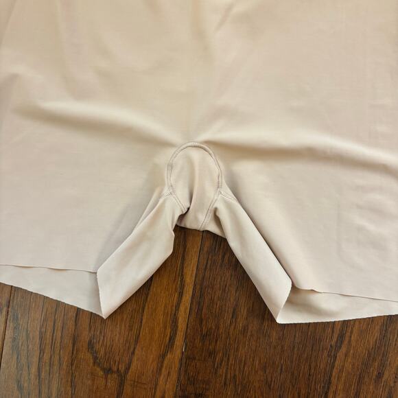 Spanx Assets Shaping Shorts Tan Sz 1X Shapewear - Picture 4 of 5